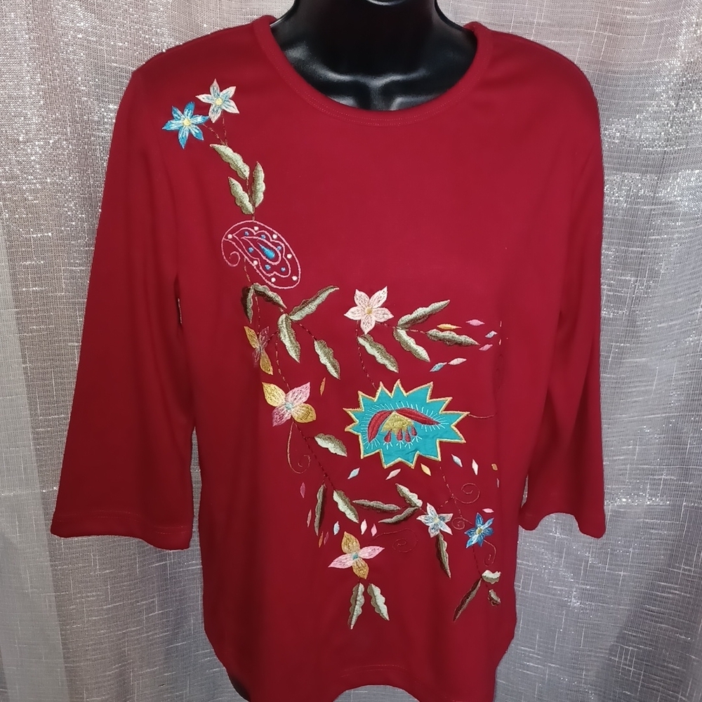 Vintage Alex Kim Red Embroidered Floral 3/4 sleeve, Size PM